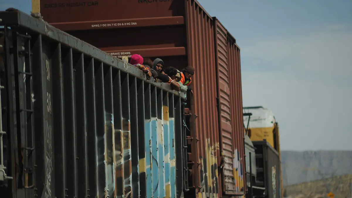 924350_Migrantes Tren Ciudad Juárez-3_impreso